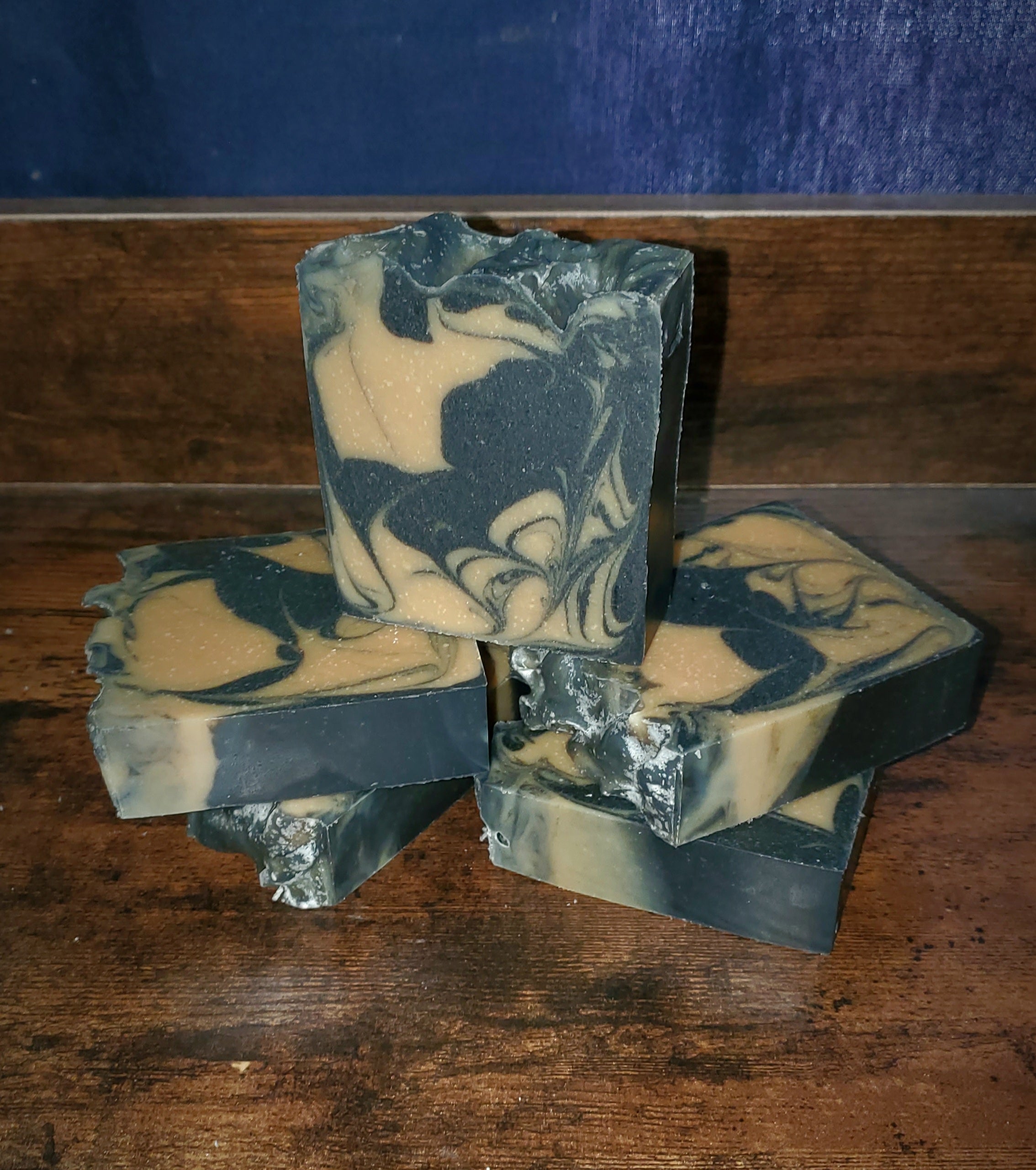 Lemongrass w/ Activated Charcoal